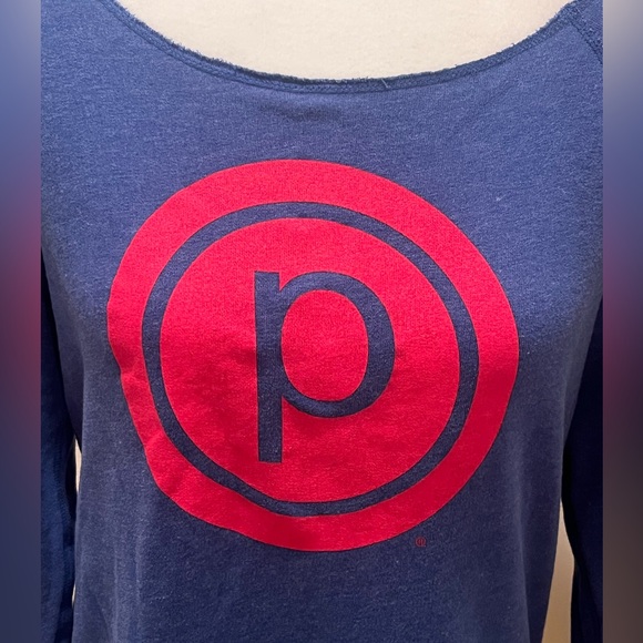 Pure barre circle P sweatshirt Large - Picture 4 of 4